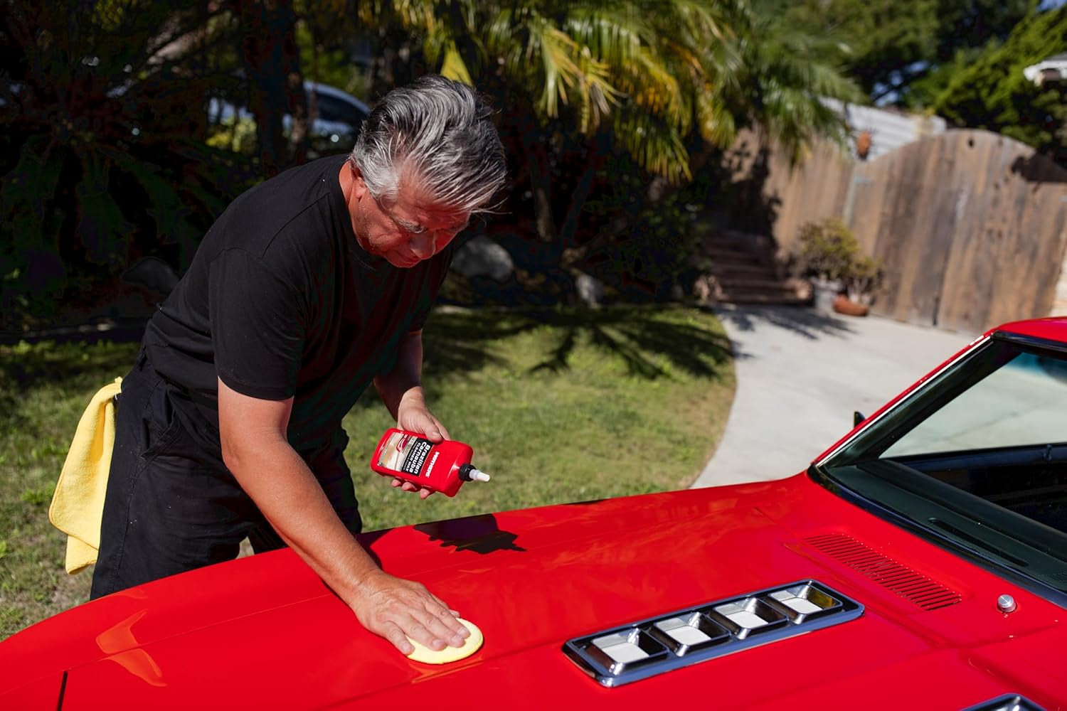 California Gold Brazilian Carnauba Cleaner Wax, 16 Oz. — Cleans & Waxes in One Step, Removes Oxidation & Swirls, Premium Carnauba Shine & Protection for All Paint Finishes (05701)